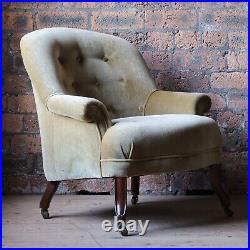 Small antique style tub bedroom armchair SN1103