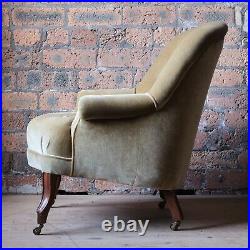 Small antique style tub bedroom armchair SN1103