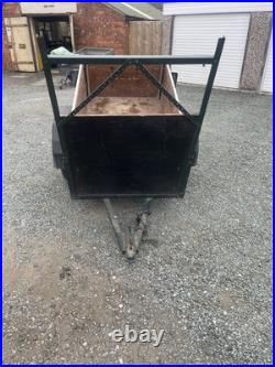 Small trailer (ideal for garden waste or camping)