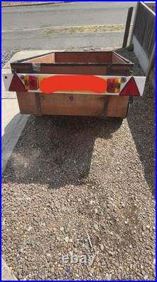 Solid Lightweight Trailer with Trailer Board Lights All Work Ideal for Camping