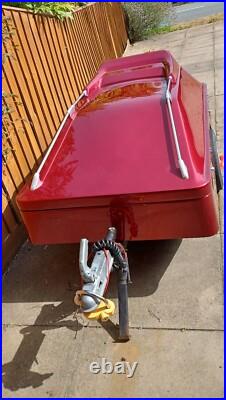 Squire D18 camping trailer with camping equipment Squire D18 camping trailer with camping equipment