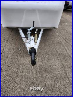 Tow A Van Trailer Twin Axel