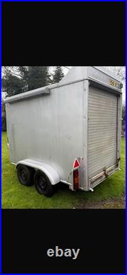 Tow A Van Trailer Twin Axel