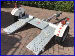 Towing dolly Towing dolly