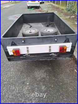 Trailer