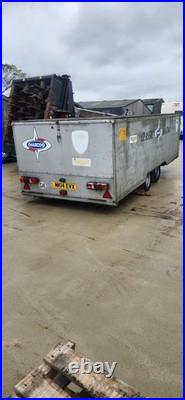 Trailer
