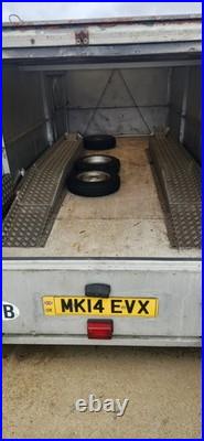 Trailer