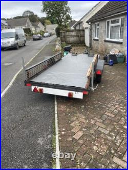 Trailer Trailer