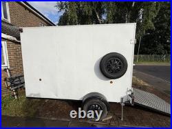 Trailer