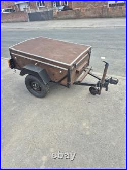 Trailer 123cm Long. 91.5cm Wide. 77cm High. With An Opening Lid On