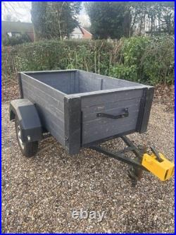 Trailer 5ft x 3ft (Approximately) With Cover, Rackets and Lock