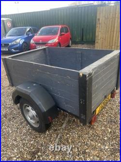 Trailer 5ft x 3ft (Approximately) With Cover, Rackets and Lock