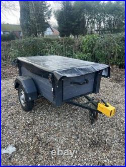 Trailer 5ft x 3ft (Approximately) With Cover, Rackets and Lock