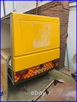 Trailer 8ft x 5ft fiberglass body for sale