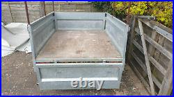 Trailer Sorel 5'x4' single axle with raised top and all weather cover