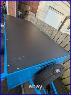 Trailer With Lid 8x4