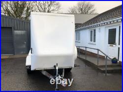 Trailer large box trailer in very good condition new tyres and lights