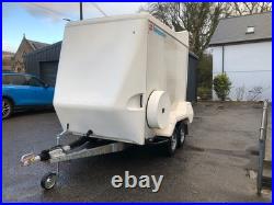 Trailer large box trailer in very good condition new tyres and lights