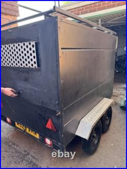 Twin Axle Trailer With Shelves