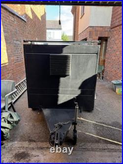 Twin Axle Trailer With Shelves