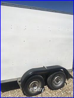 Twin axle braked box trailer