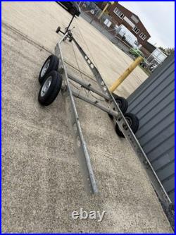 Twin axle, braked, chassis 2000kg tiny home Shepards Hut car trailer
