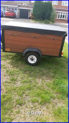 Wooden Trailer 5' x 3' x 2'3
