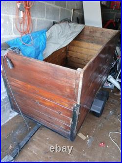 Wooden Trailer With Dead Bolt And Electrics Wooden Trailer With Dead Bolt And Electrics
